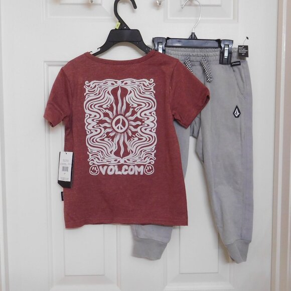 NWT 2pc Volcom Maroon Front Back Logo Shirt & Joggers Set sz 4t - Picture 2 of 2